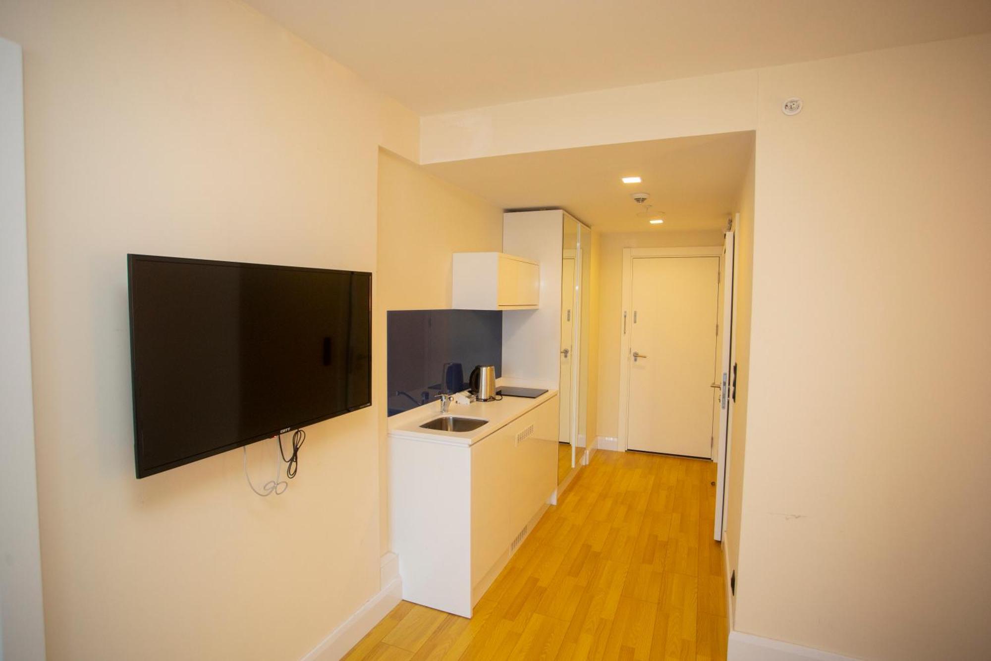 Luxsor & Gorgeous Sea Vlews Apartment Батуми Екстериор снимка