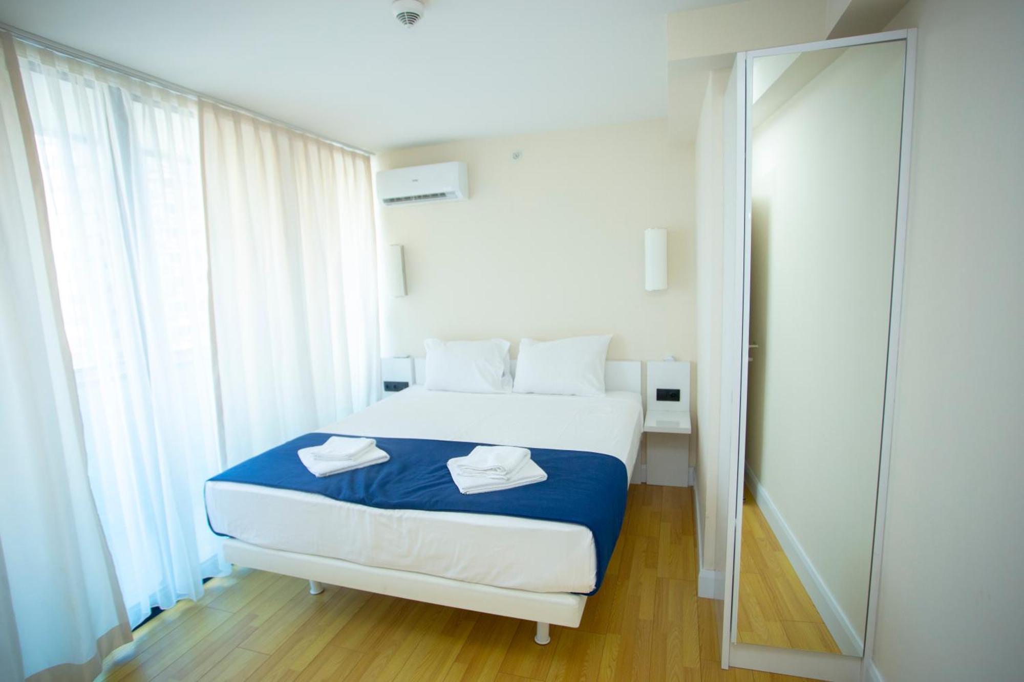 Luxsor & Gorgeous Sea Vlews Apartment Батуми Екстериор снимка